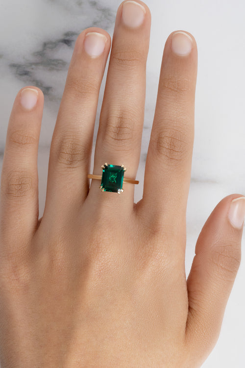 Flora Emerald Octad Cocktail Ring