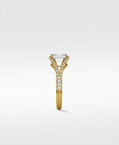 Pine Diamond Engagement Ring